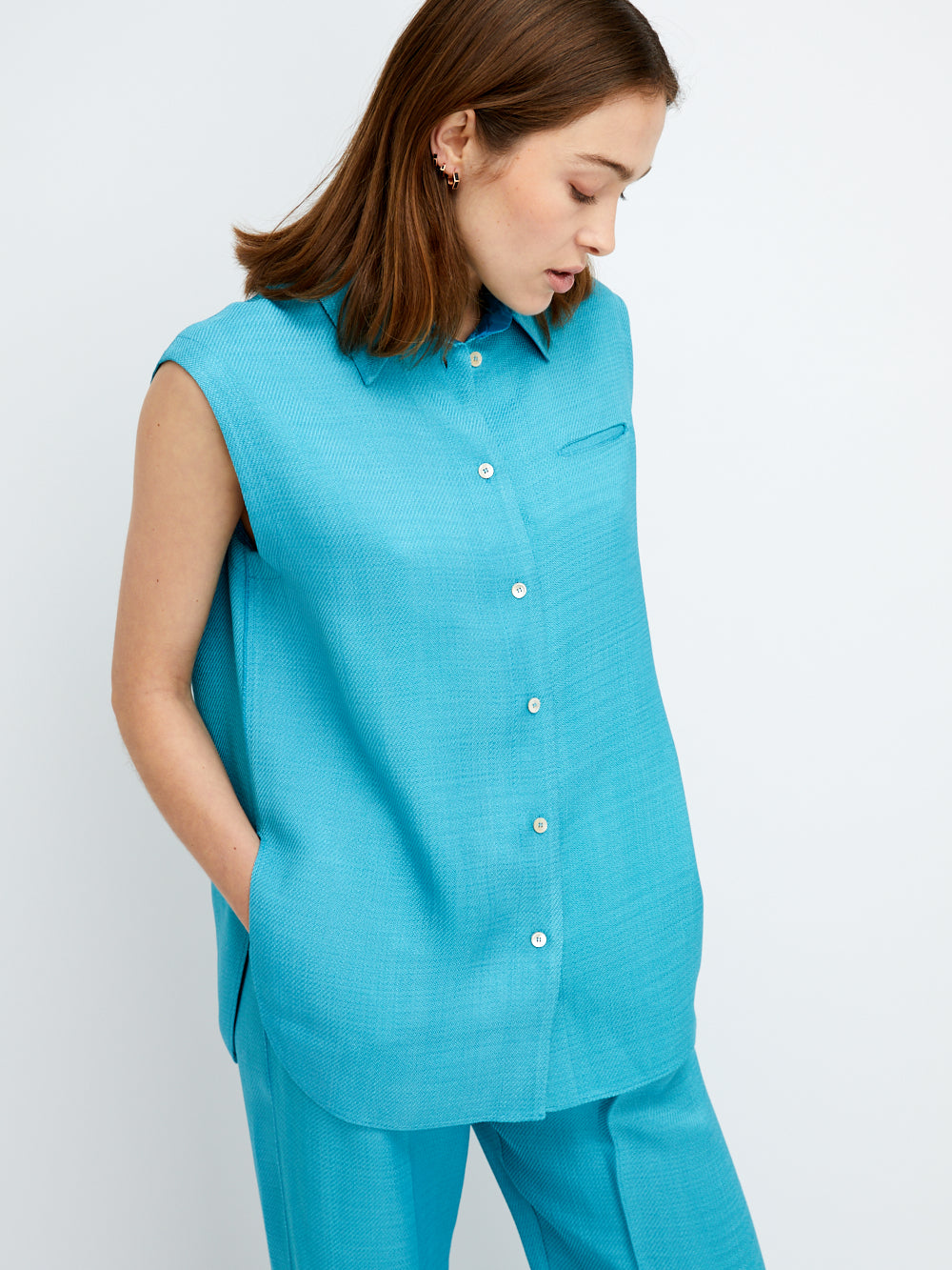 ACQUA SLEEVELESS SHIRT