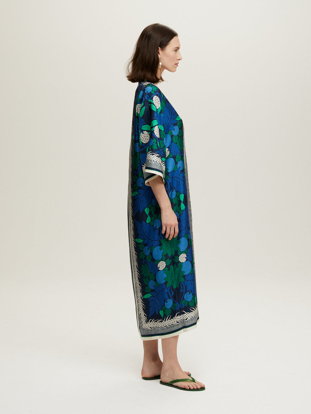 NAVY BLUE LAMOUR KAFTAN