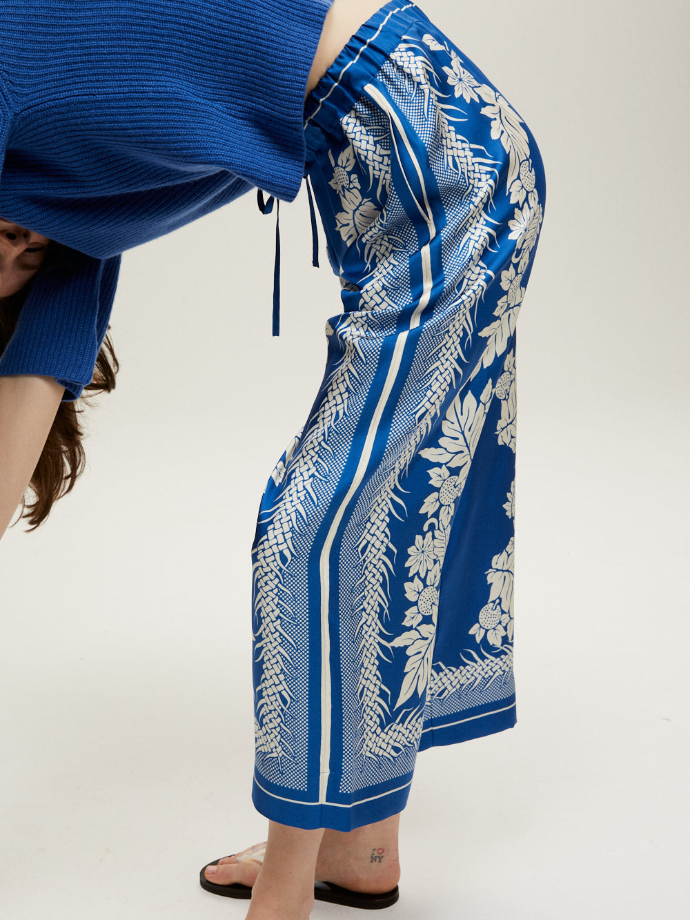 LAMOUR NAVY BLUE PANTS