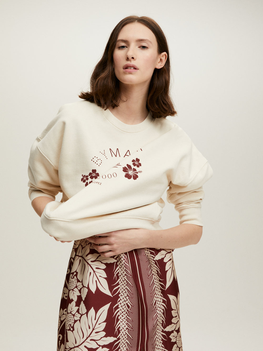 25 YEARS SHORT OFF WHITE SWEATSHIRT