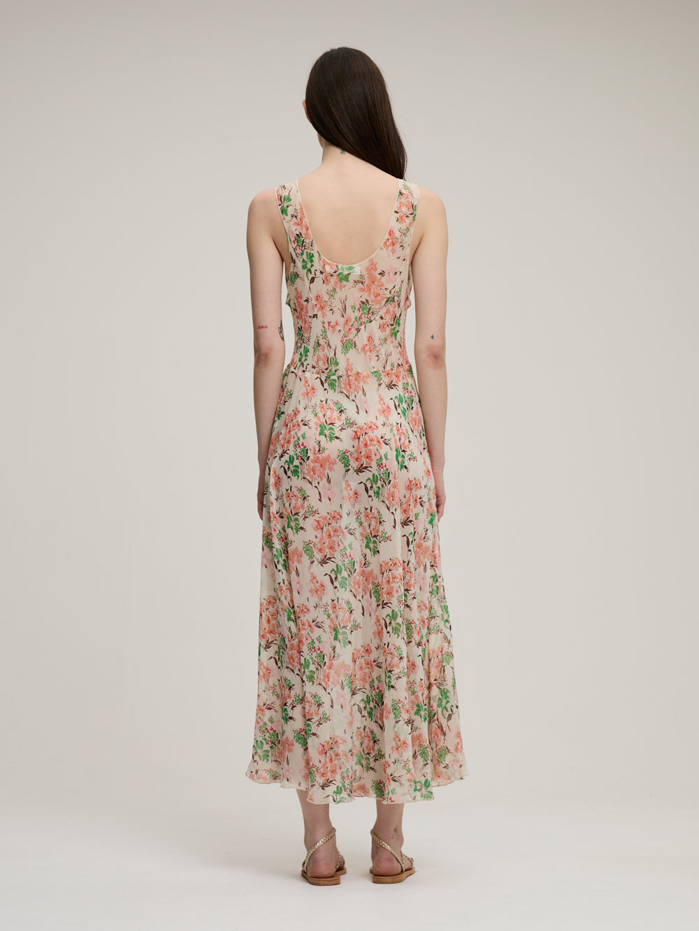 ROBE JANE SARAH