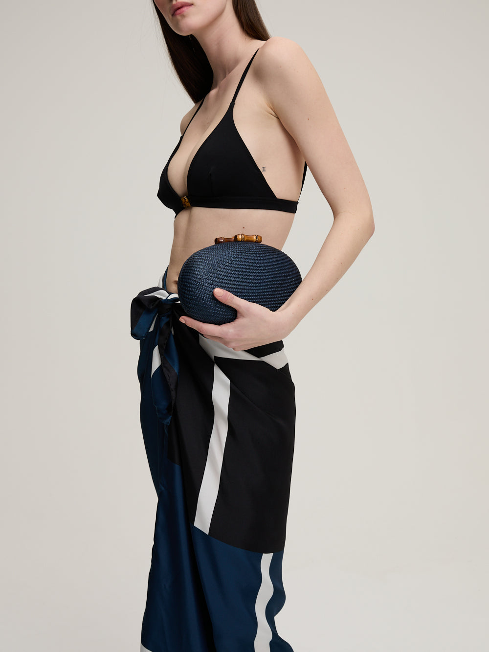 MIDORI NAVY BLUE CLUTCH