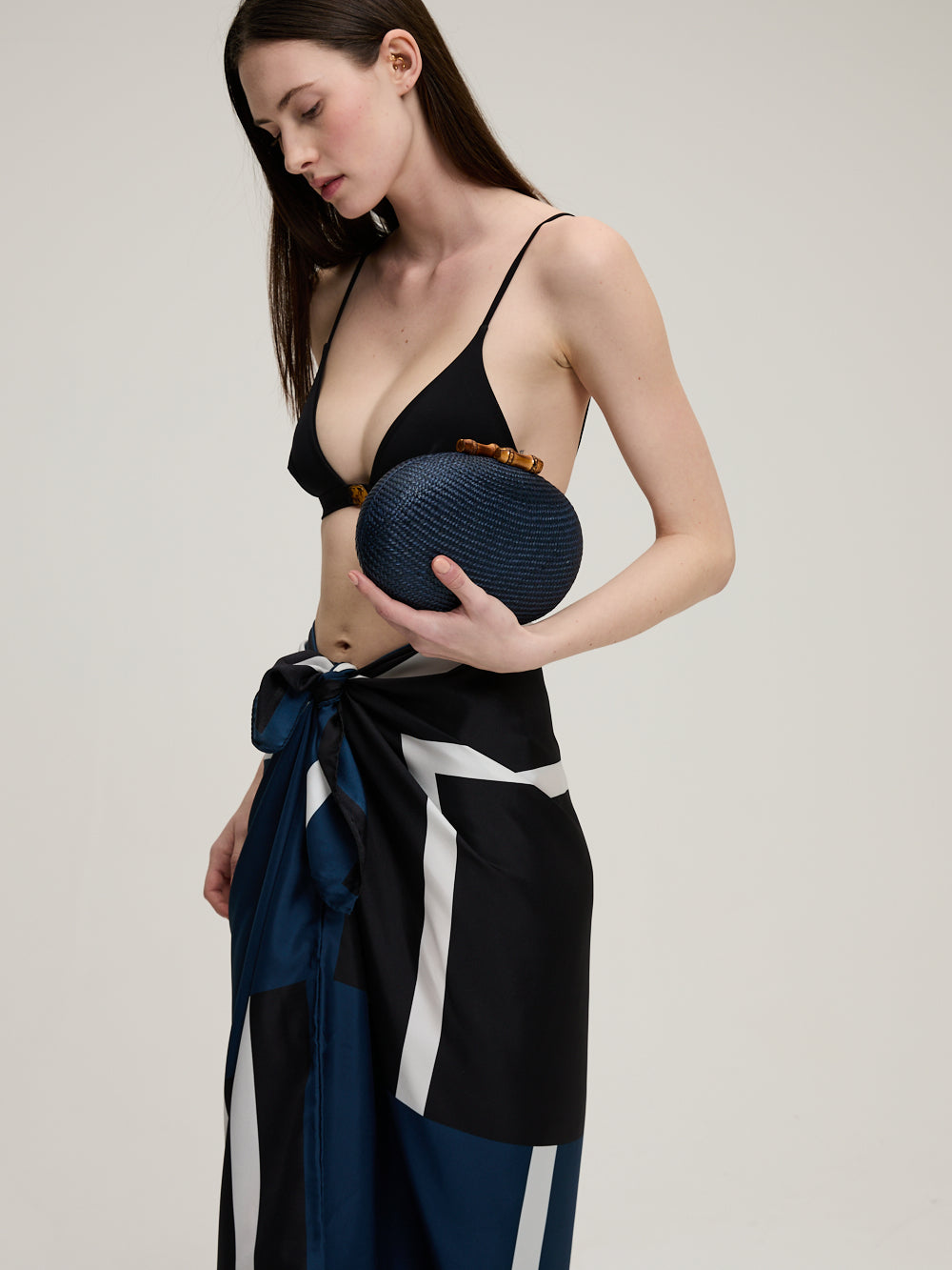 MIDORI NAVY BLUE CLUTCH