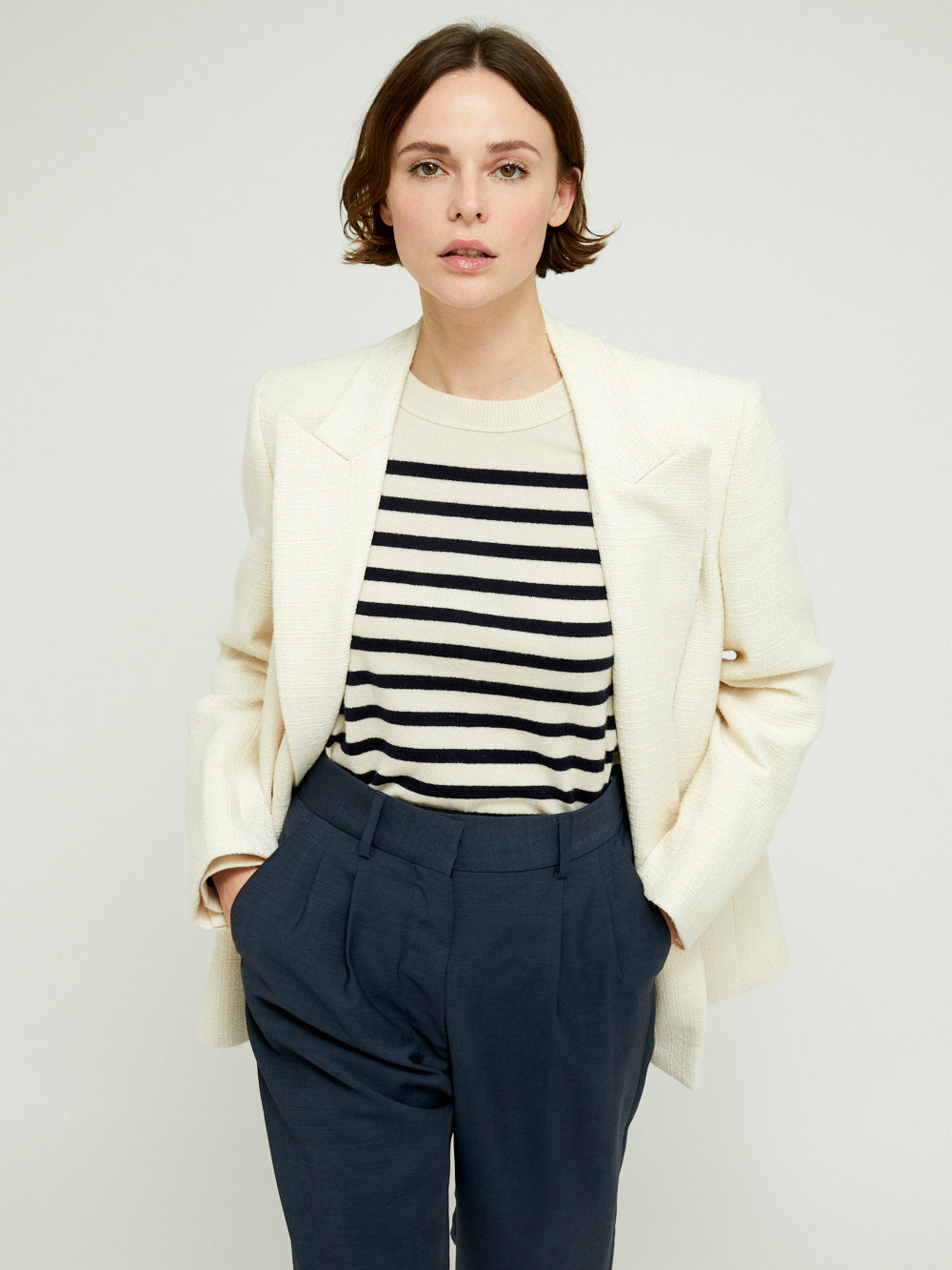 MISSY EVERYNIGHT CREAM BLAZER