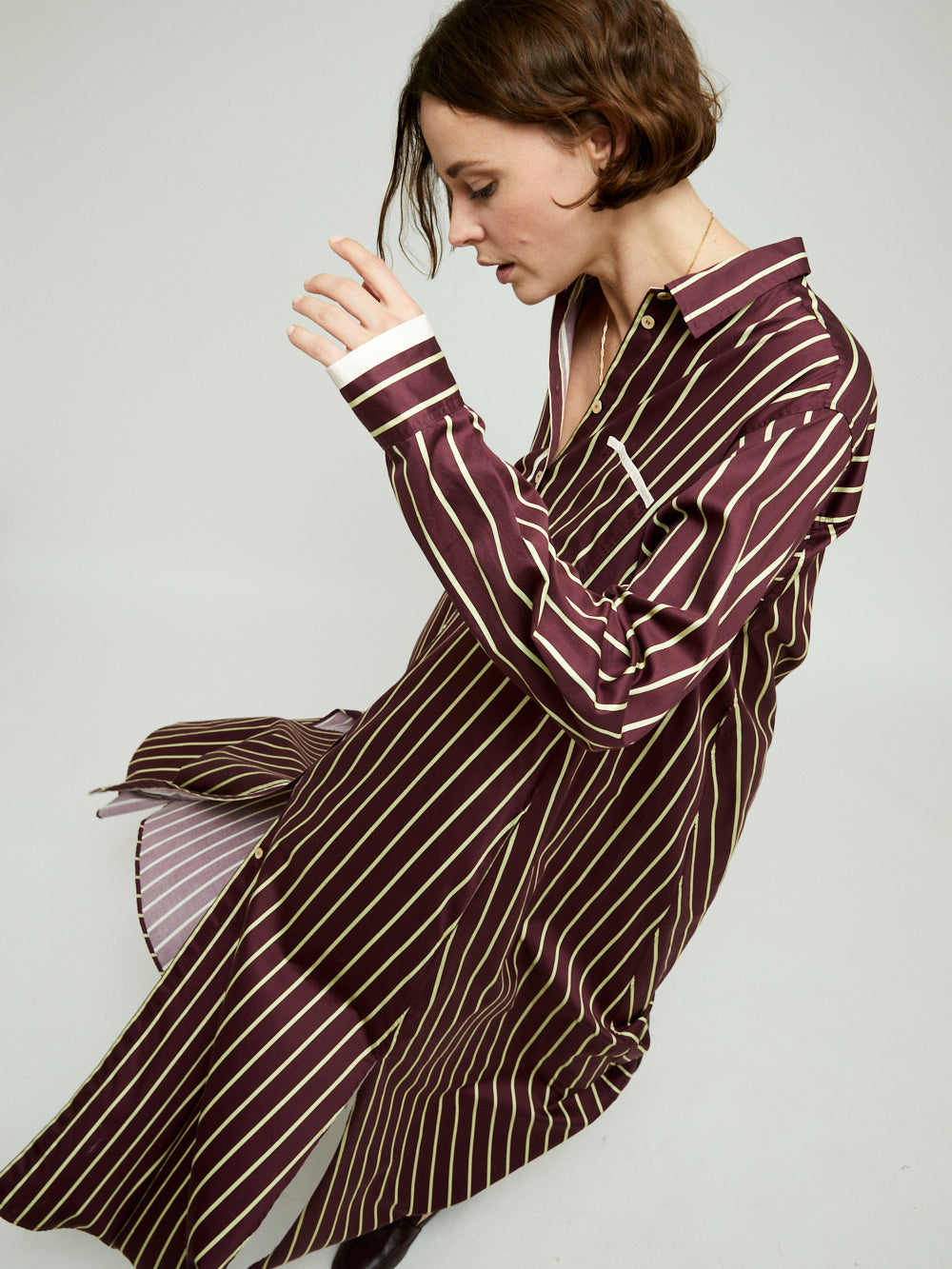 CHIC SATIN STRIPE KAFTAN DRESS