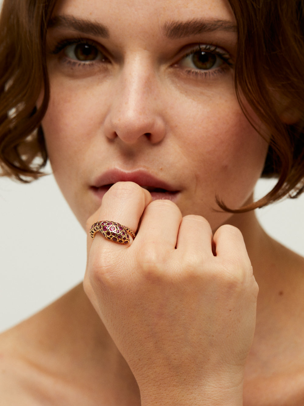 YELLOW GOLD AND RUBY BASILIK RING