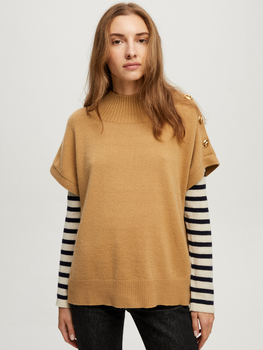 PULL GREGOR CAMEL
