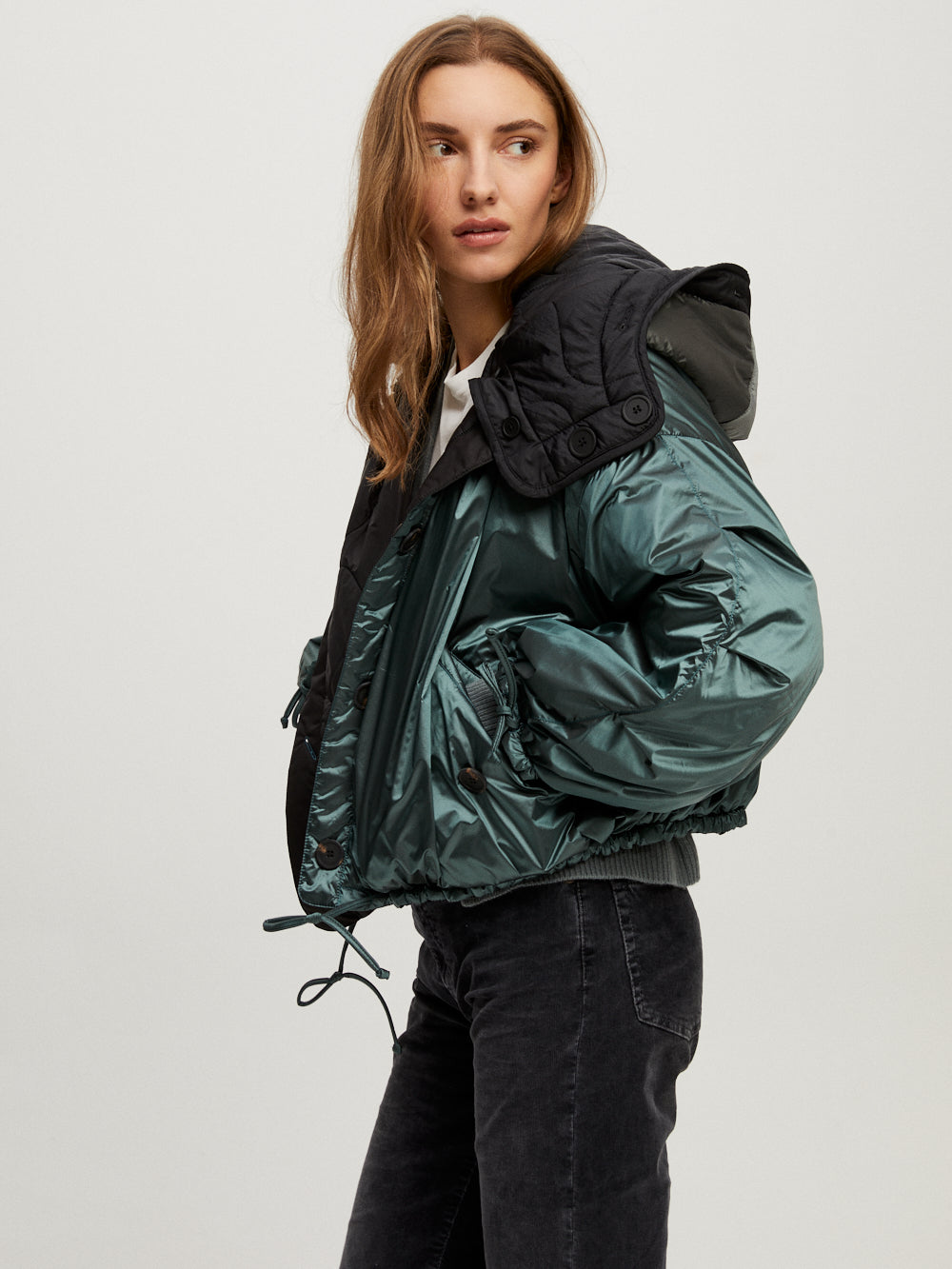 BOMBER PARACHUTE QUILT MINERAL GREEN & BLACK