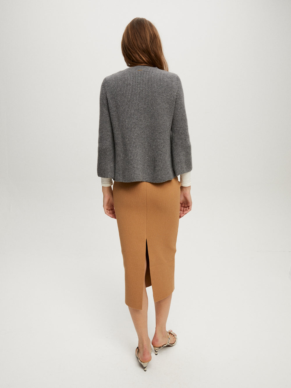 PULL FLARE GRIS