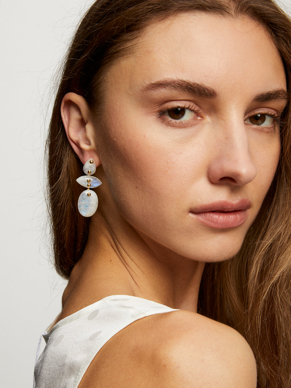 EARRINGS AVALON BLANCH MOON PIERRE