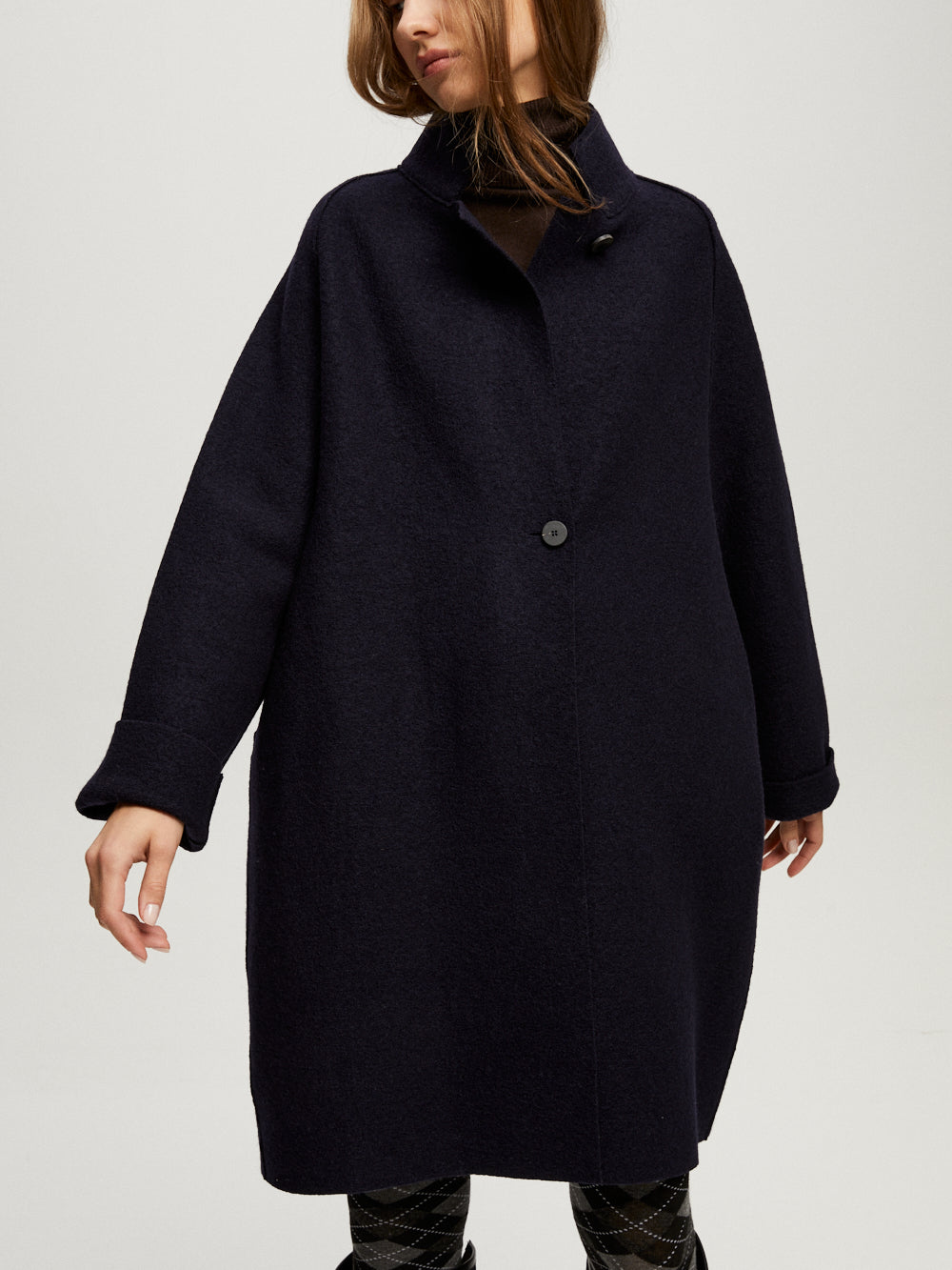 WOO BOILED CAPE RAGLAN COAT