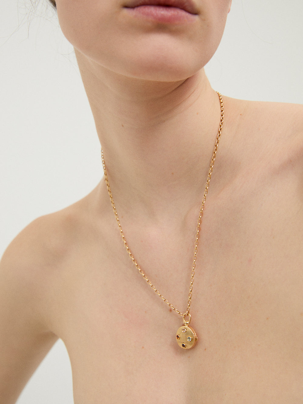 COLLIER MÉDAILLON AMOR