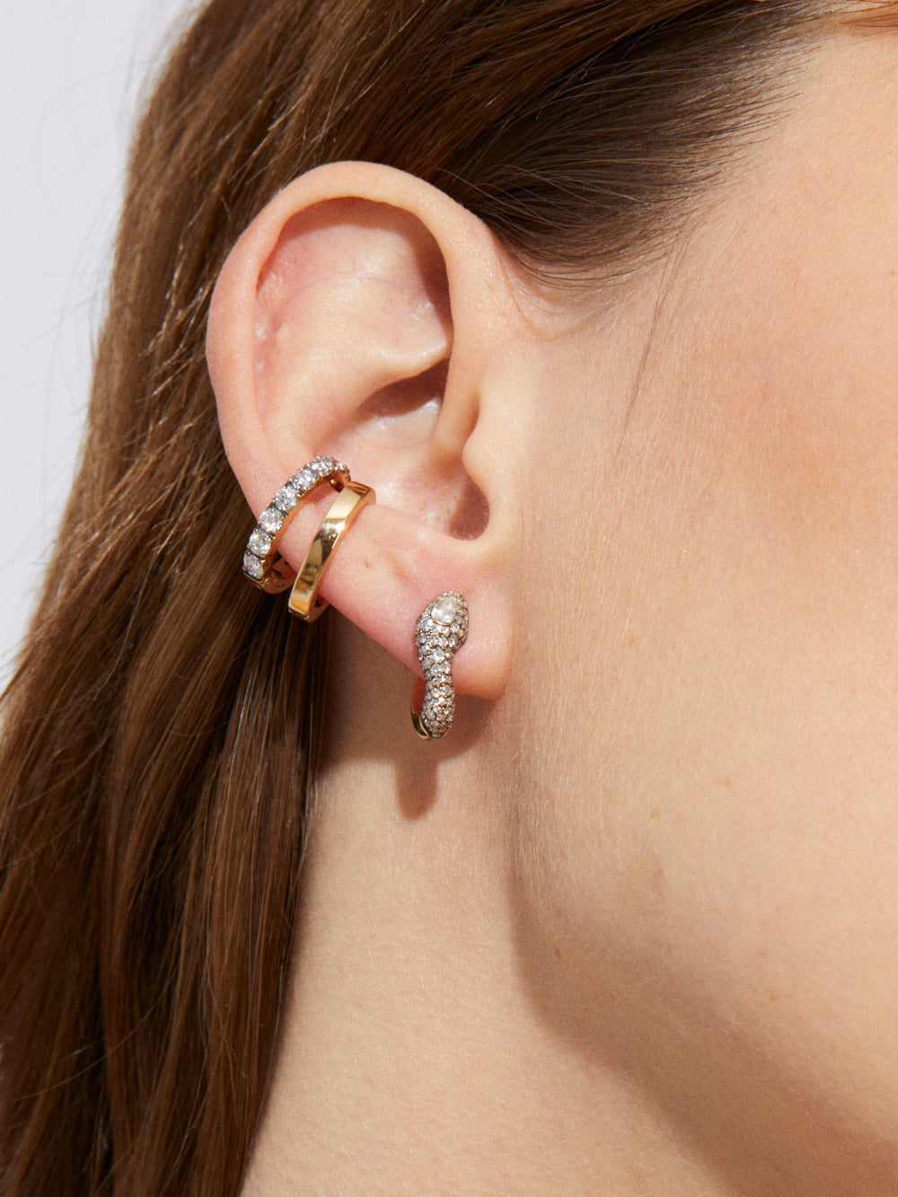 YELLOW GOLD AND DIAMOND CUFF EARRING