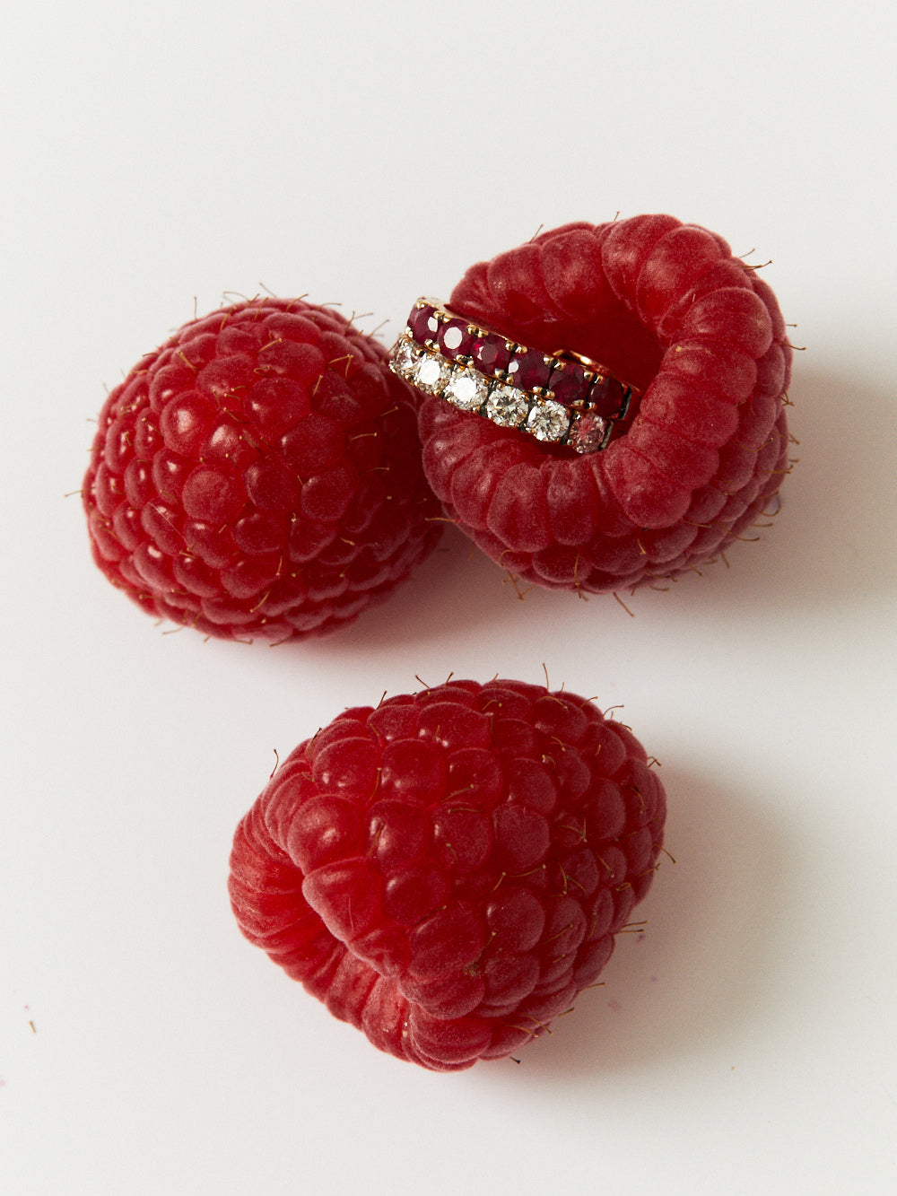 YELLOW GOLD AND RUBY CUFF EARRING