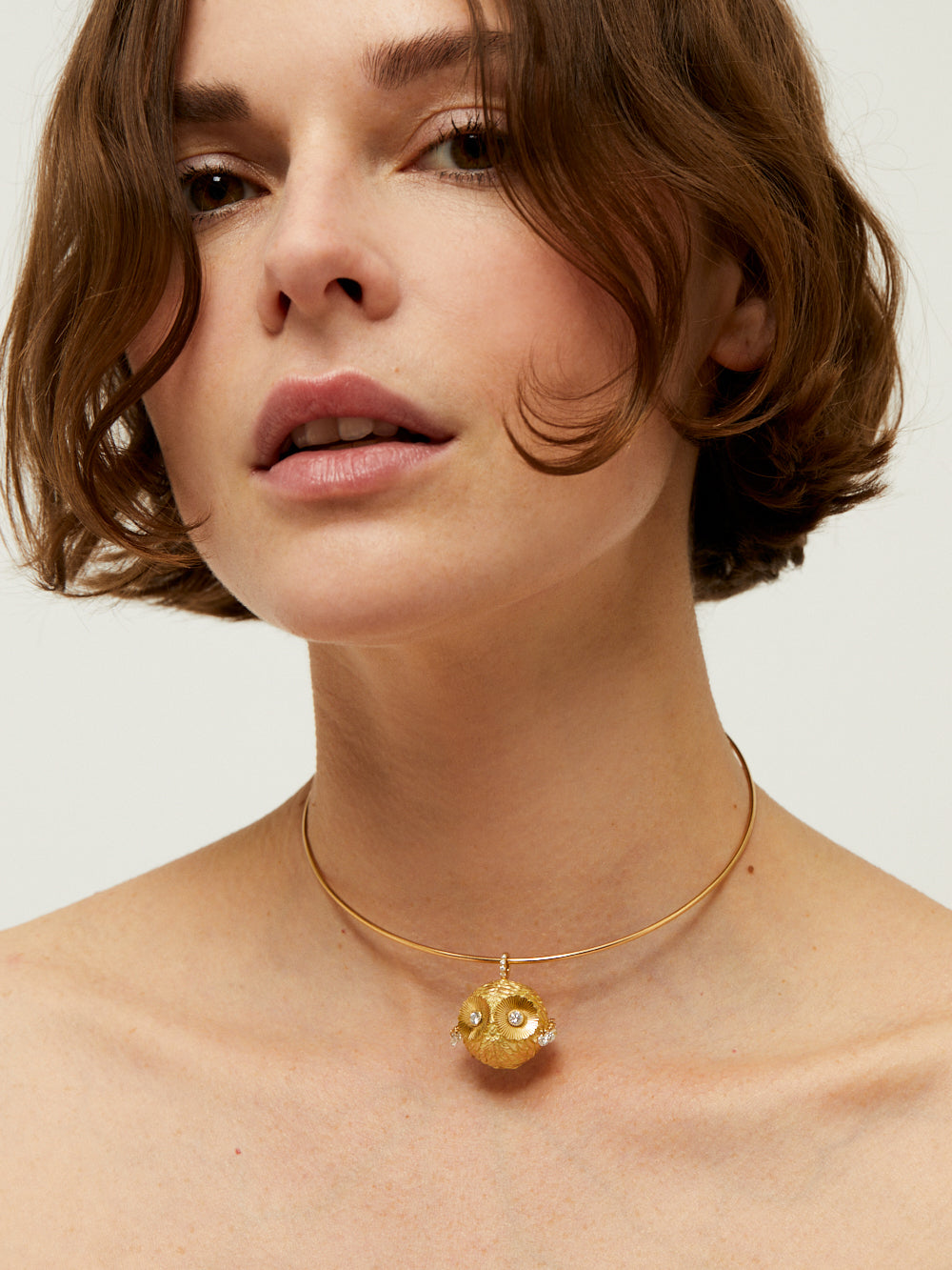 YELLOW GOLD AND DIAMOND OWL PENDANT