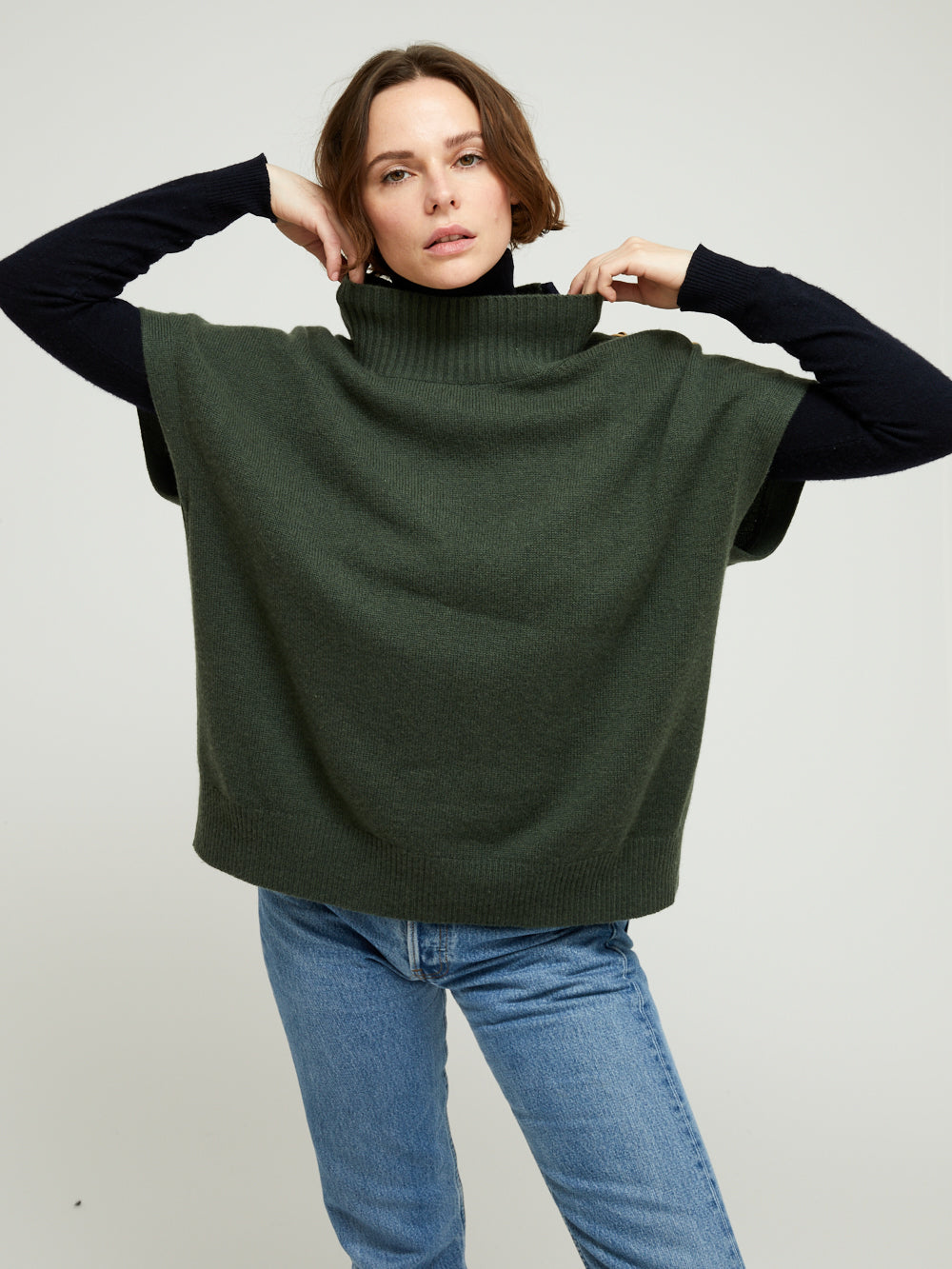 GREGOR MILITARY GREEN SWEATER