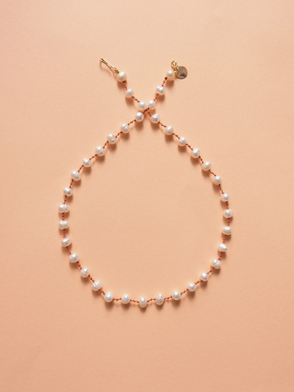 WHITE PEARL NECKLACE