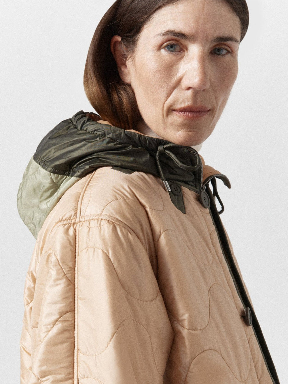 CAPUCHE ZIP QUILT OLIVE & PEACH