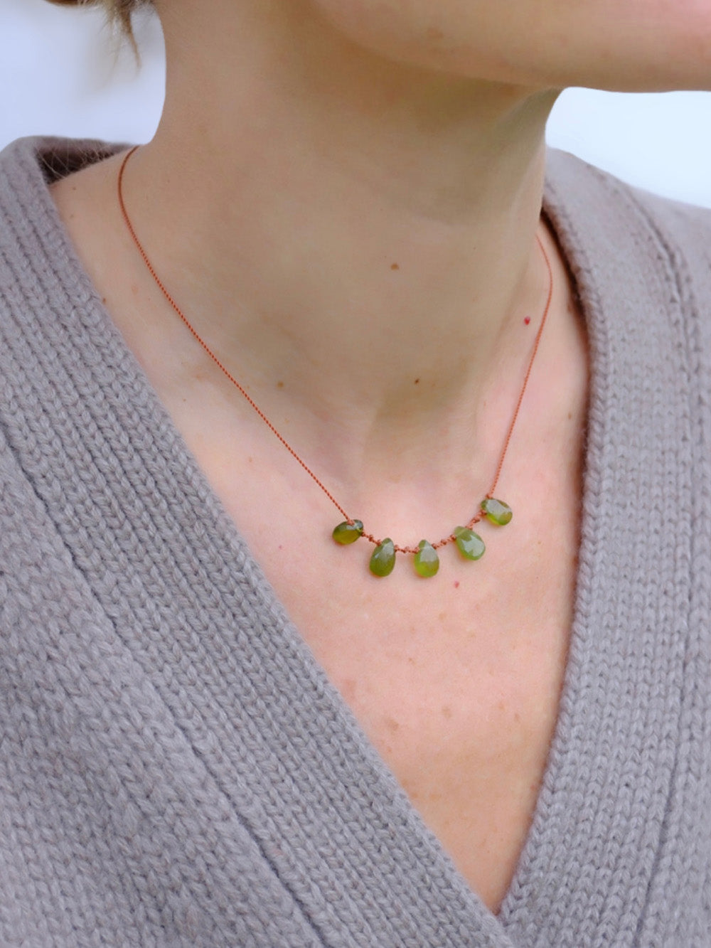 COLLIER 5 GOUTTES VESUVIANITE