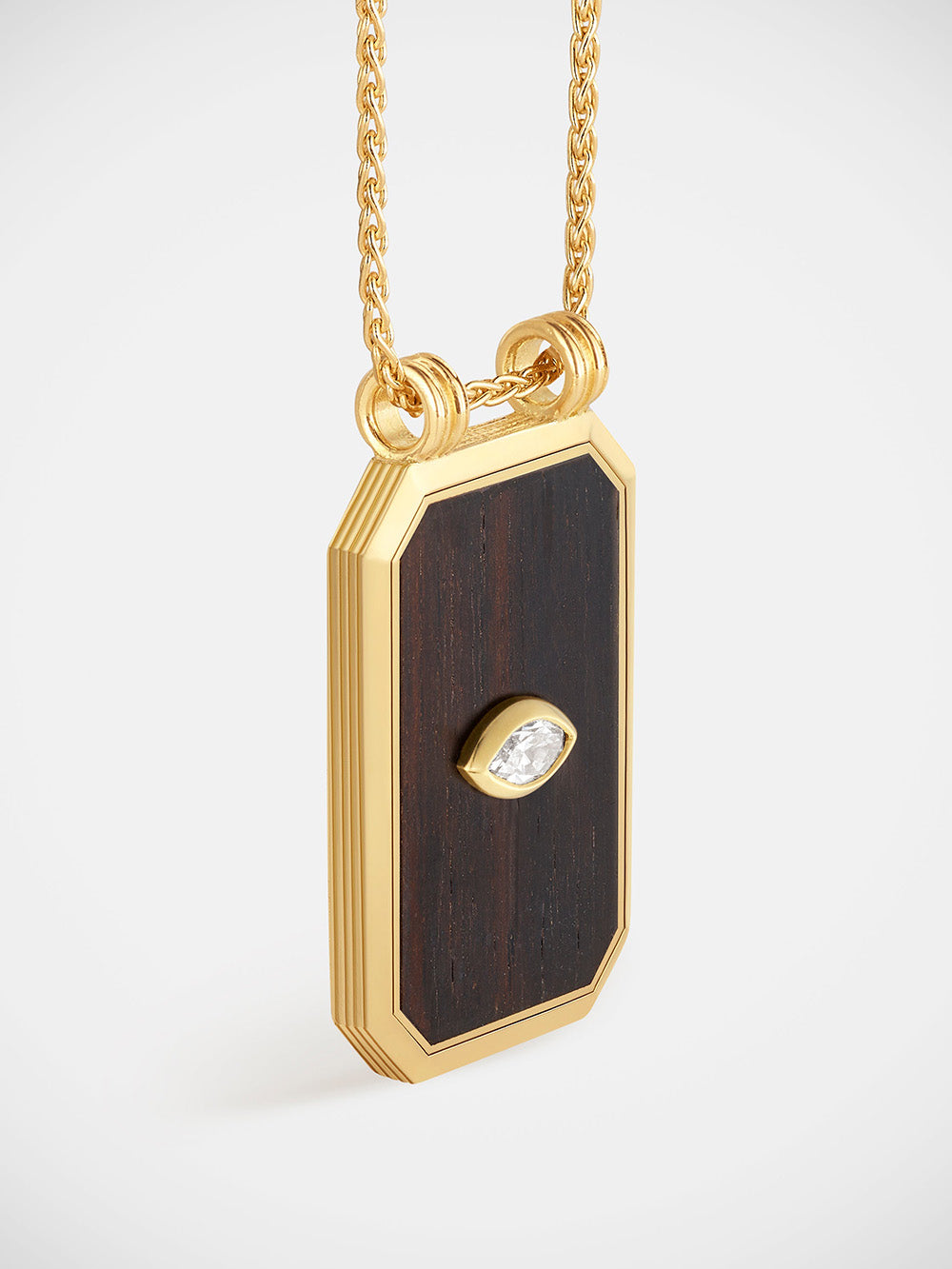 EBONY EYE SCAPULAR