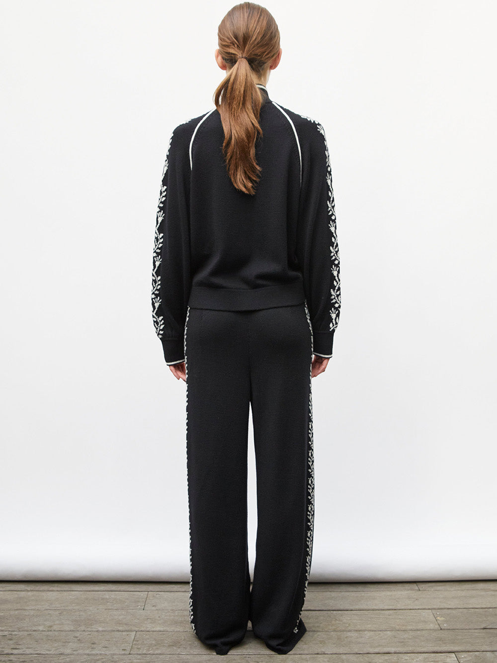 VESTE ÉBÈNE MAILLE FLORALE