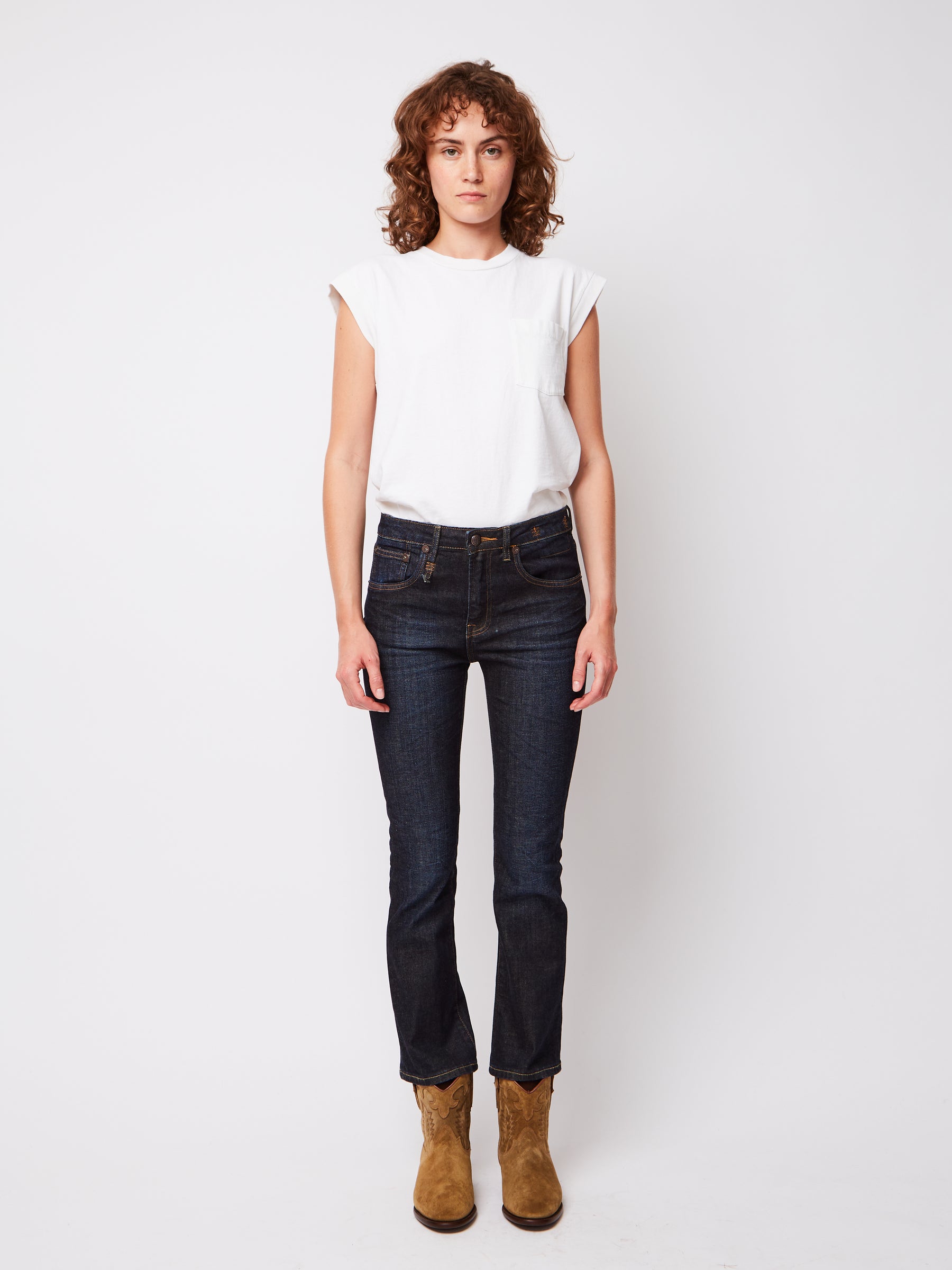 AVERY KICK FIT JEANS 