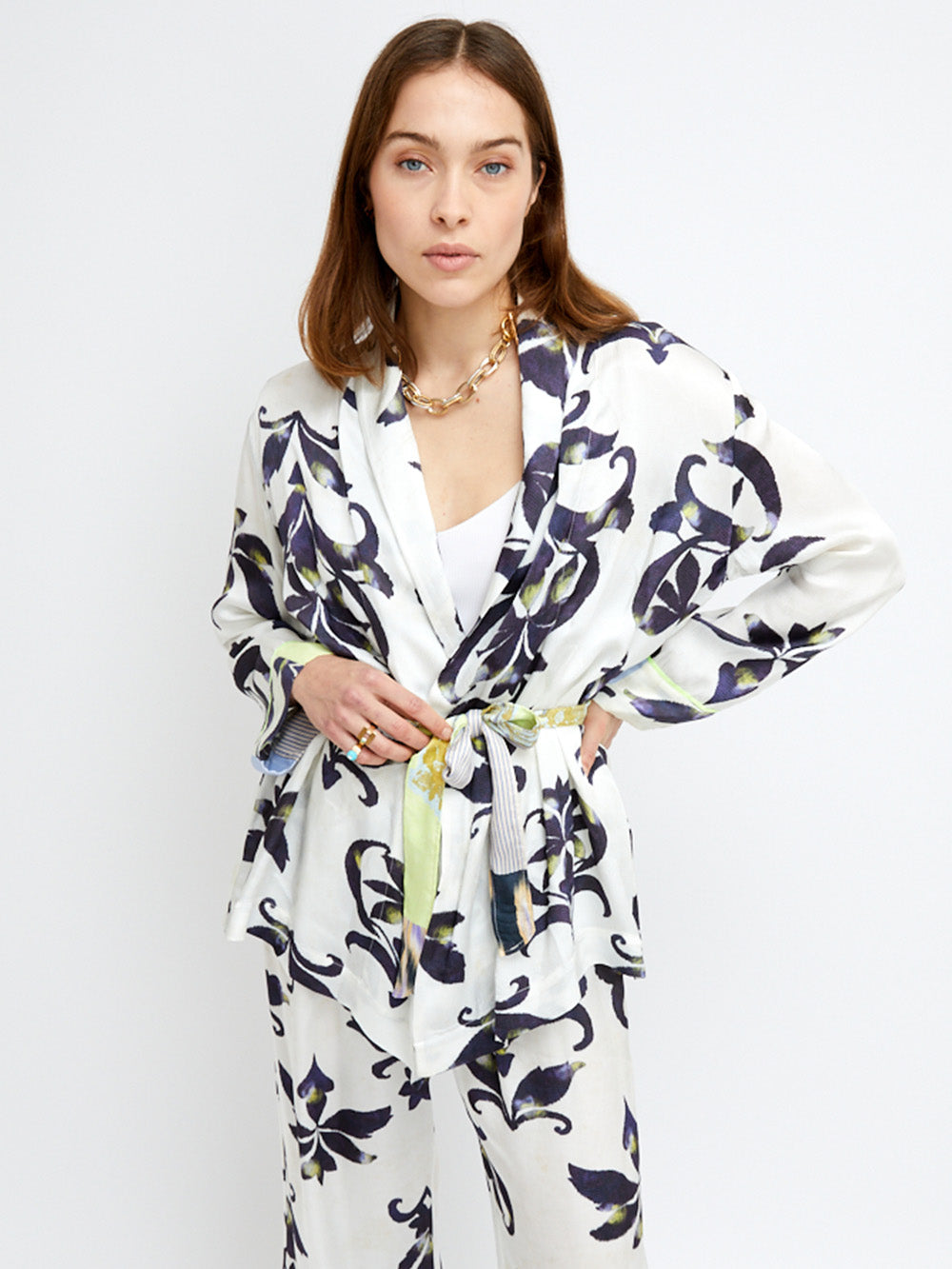 THE SECRET LILY KIMONO 