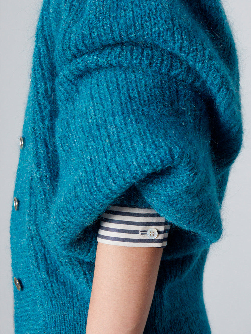 LEANDRA TEAL CARDIGAN