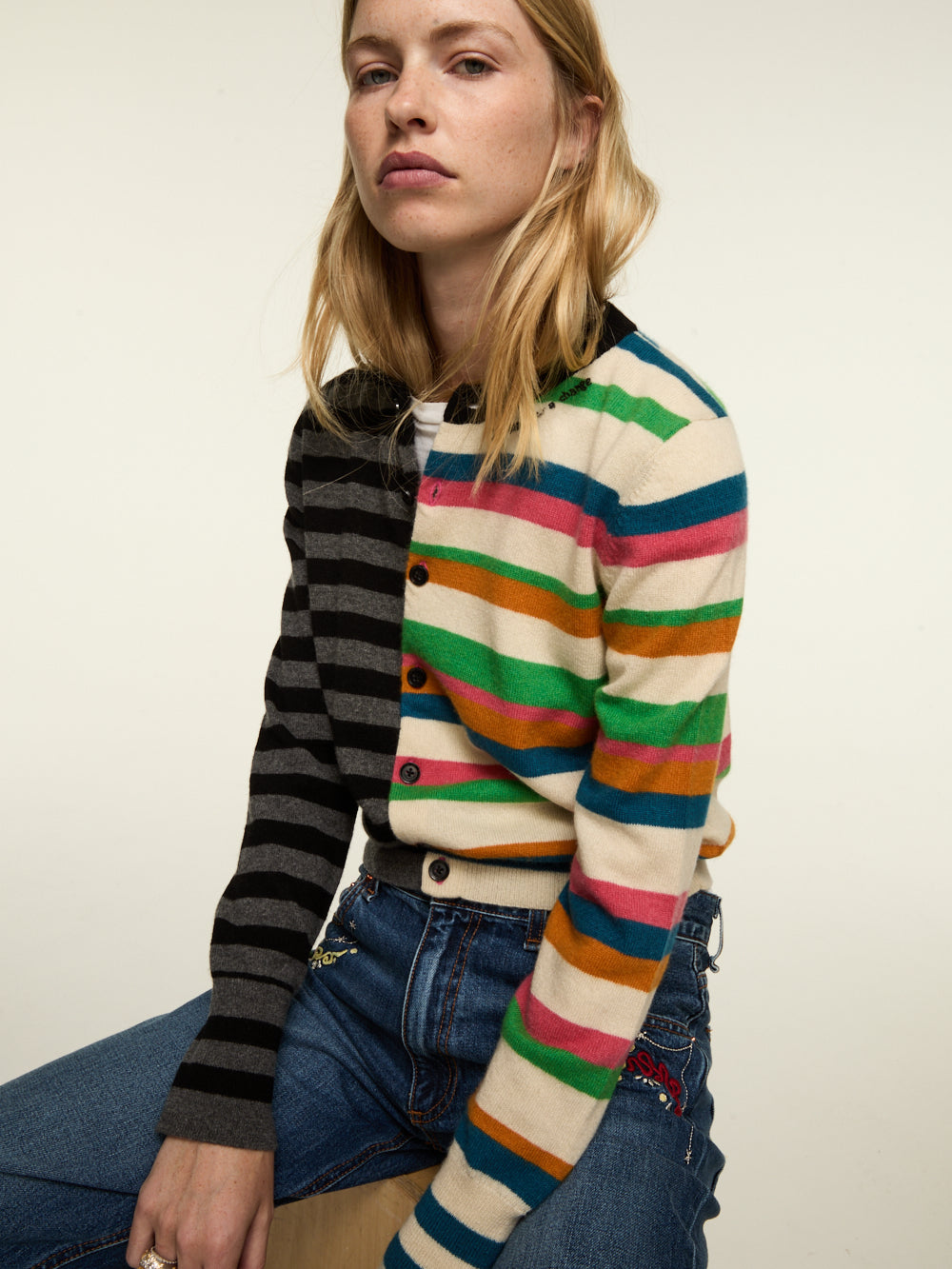 CARDIGAN DÉCALÉ MULTICOLORE
