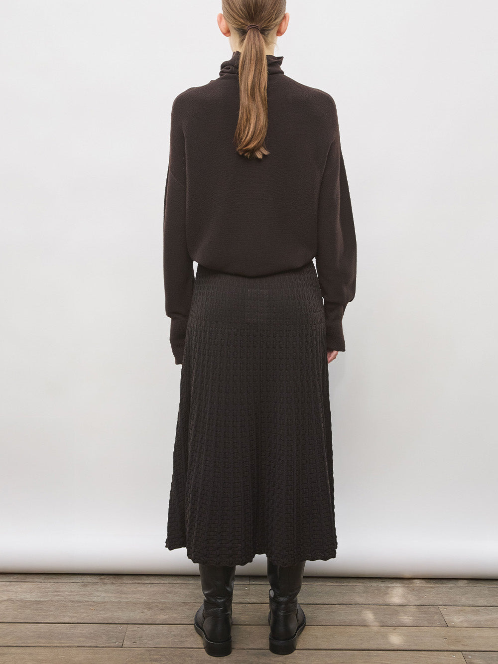 NORA EBONY THIN SWEATER