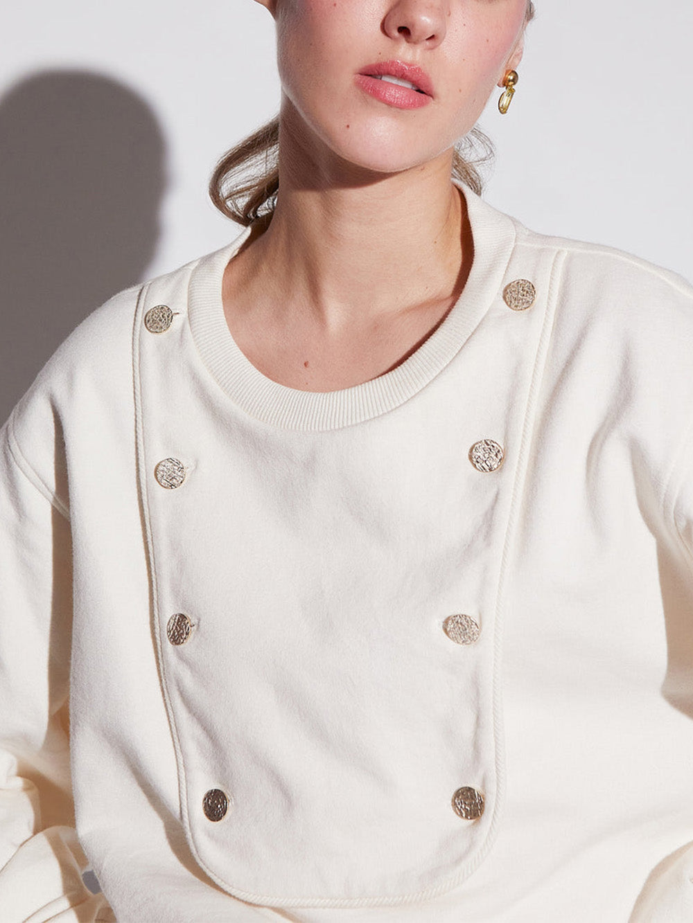 POPPY CREAM SWEATSHIRT