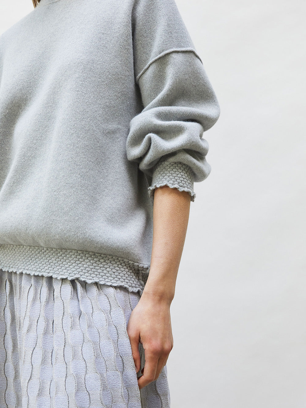 MOUSE GREY DUMP PULLOVER