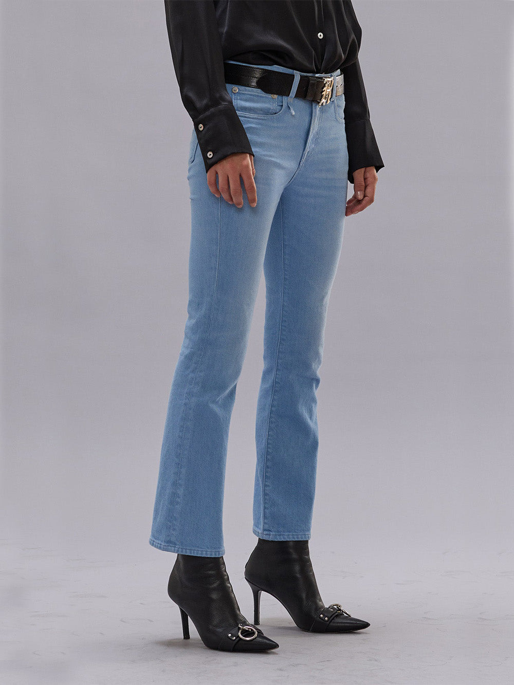 KICK FIT BABY BLUE STRETCH JEANS