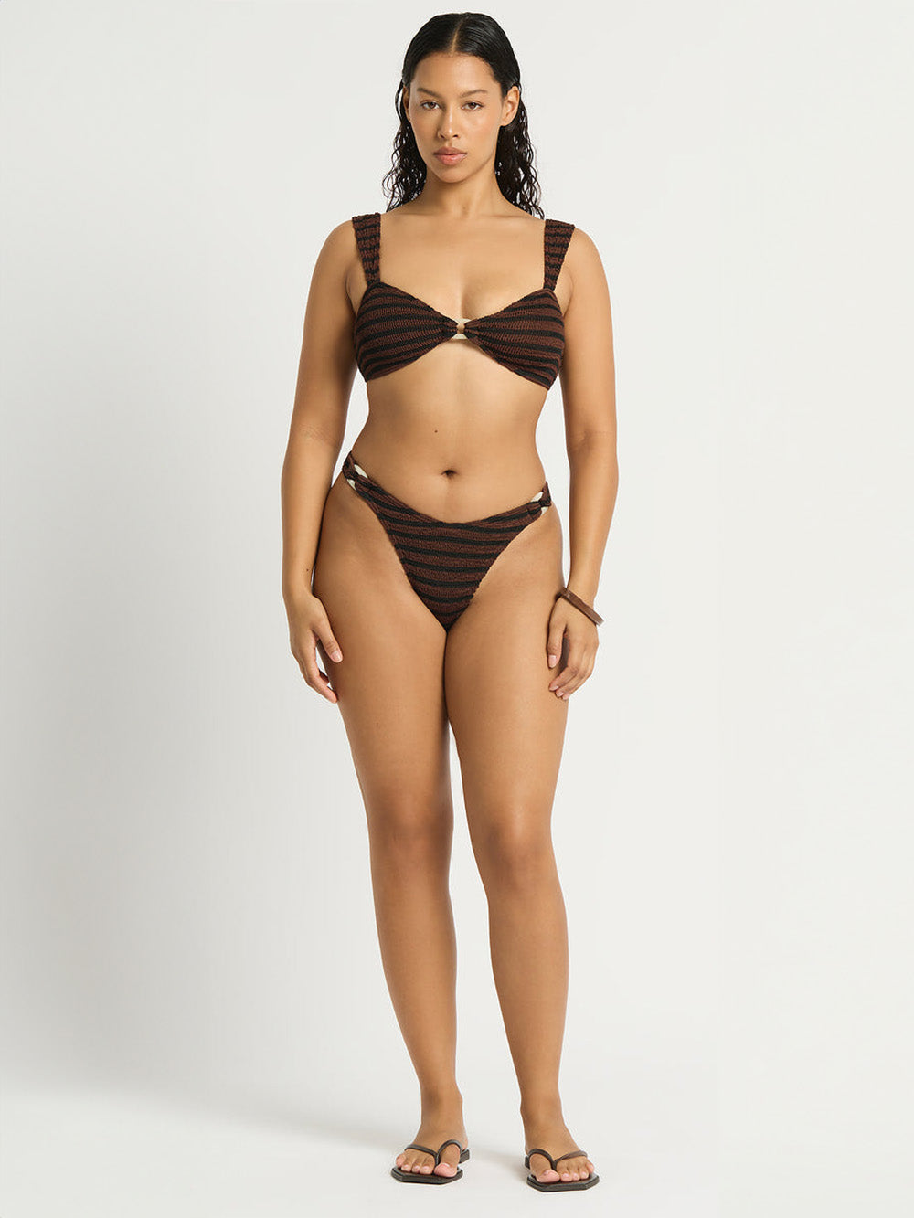 BIKINI DELPHI RING SCENE