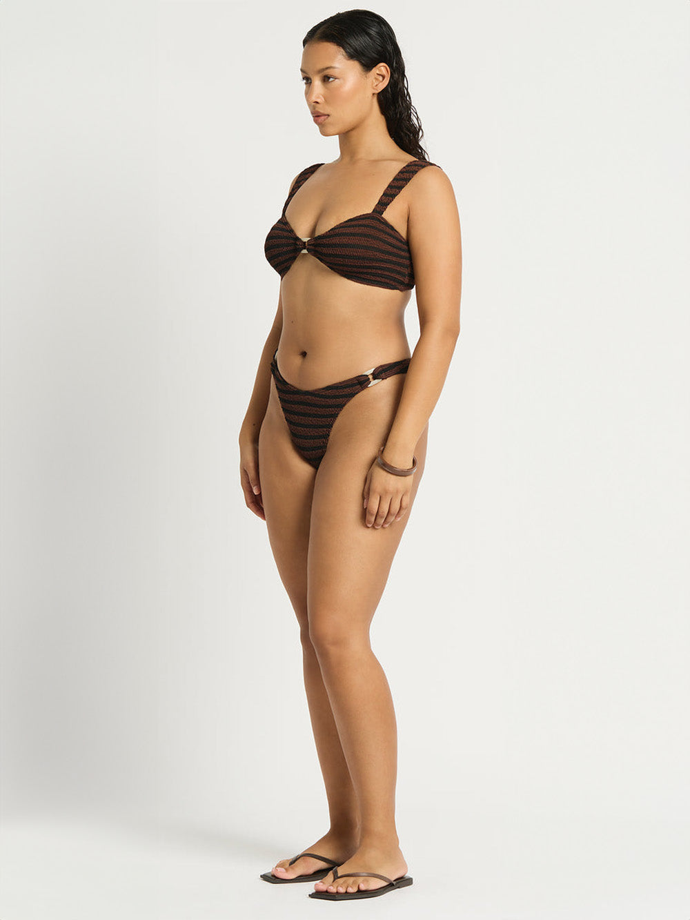 BIKINI DELPHI RING SCENE