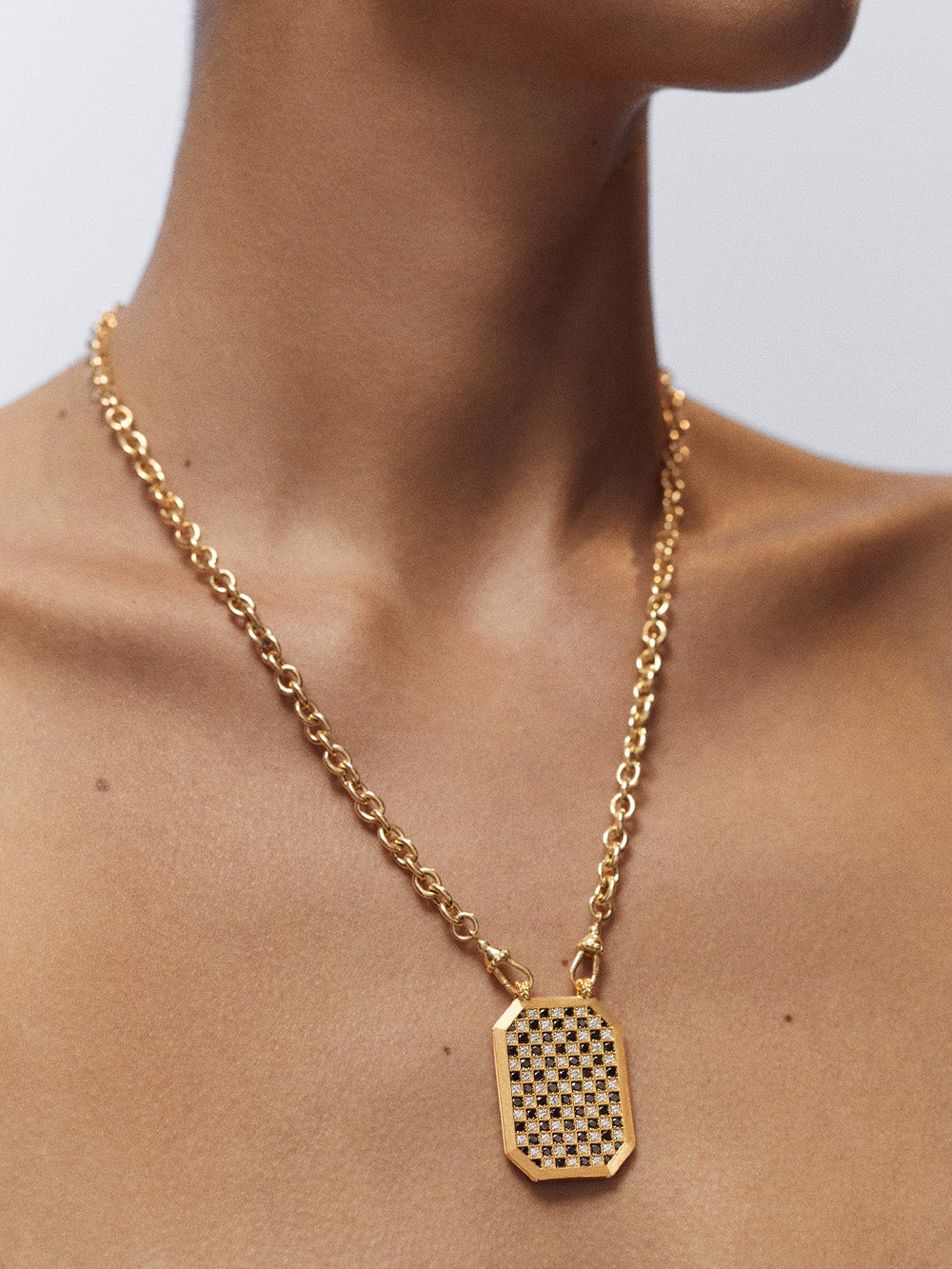 undefined SCAP CHECK NECKLACE ON CHAIN