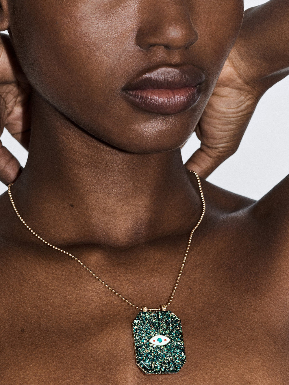 RAIZ'IN SCAPULAR 40MM GREEN GLITTER