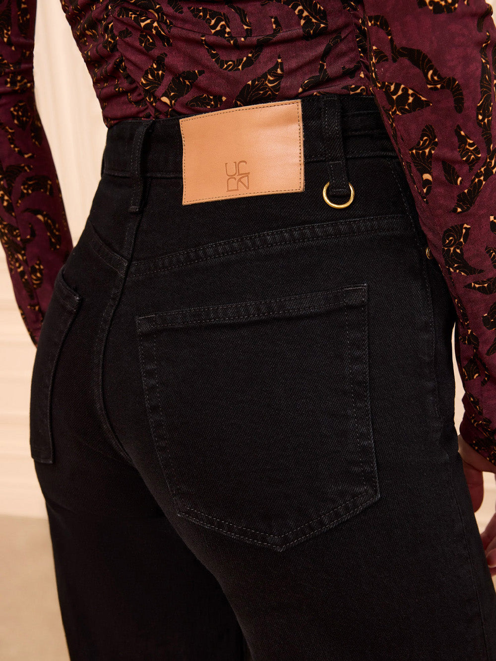 BLACK VALORY JEAN