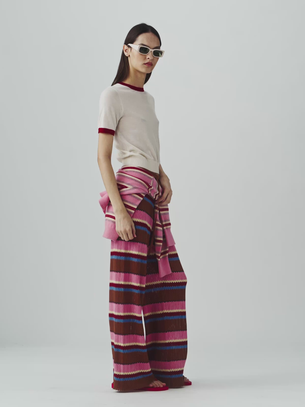 RINGY AIRY CARMINE CREAM T-SHIRT