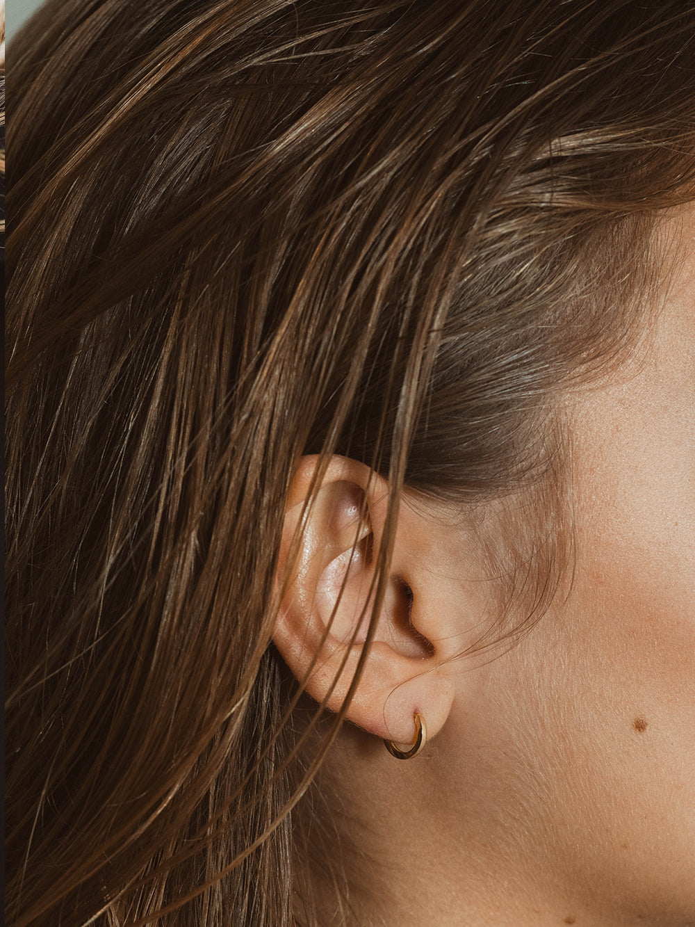 MINI 18 CARAT YELLOW GOLD CREOLE