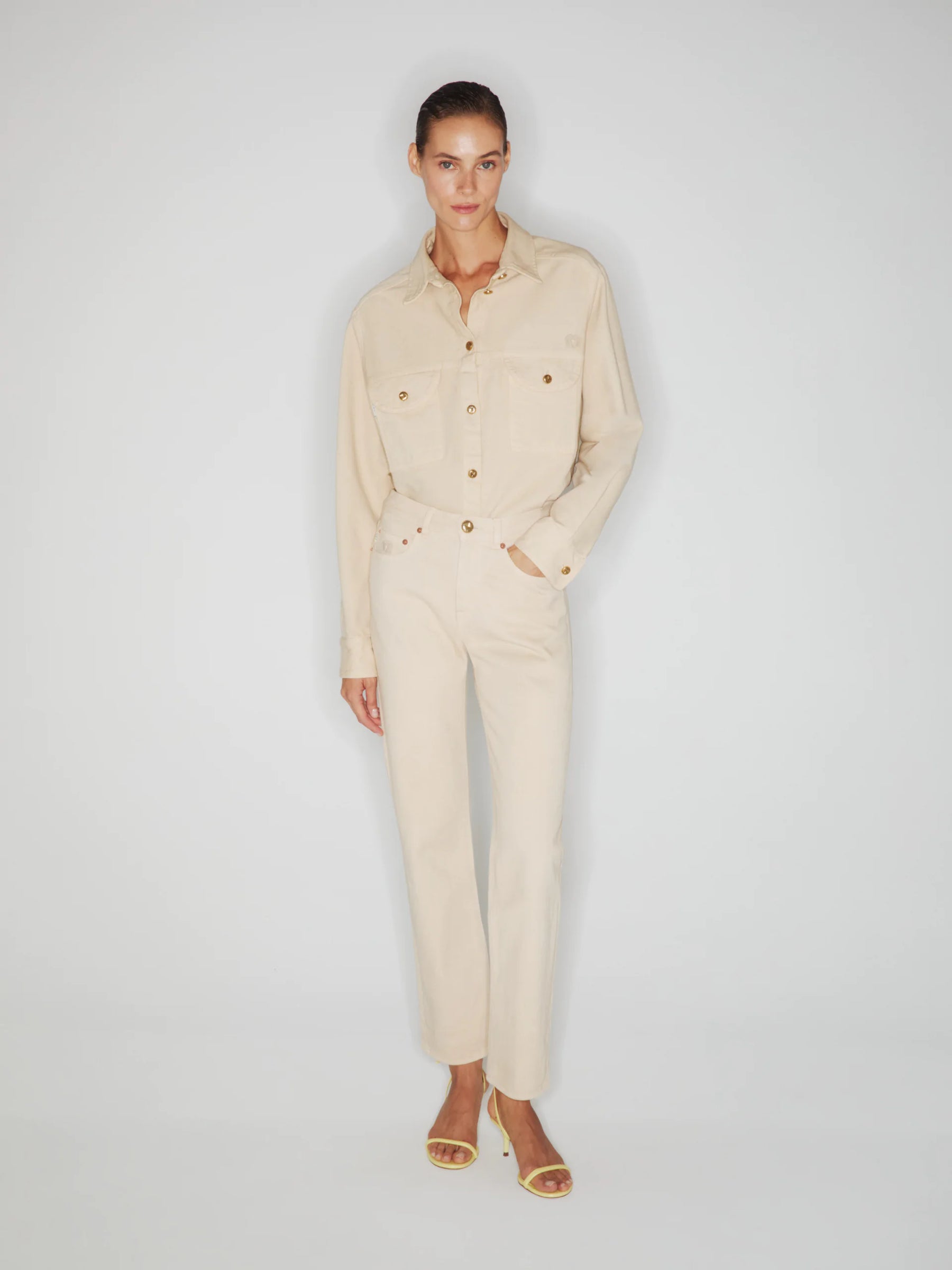 JEAN NPASO NARIIDA ALMOND