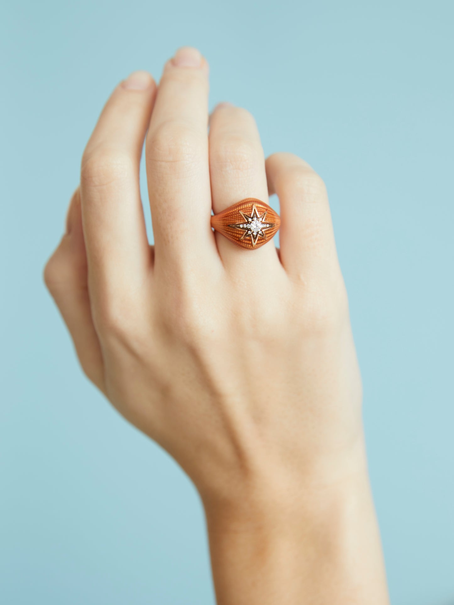 ORANGE AÏDA SIGNET RING