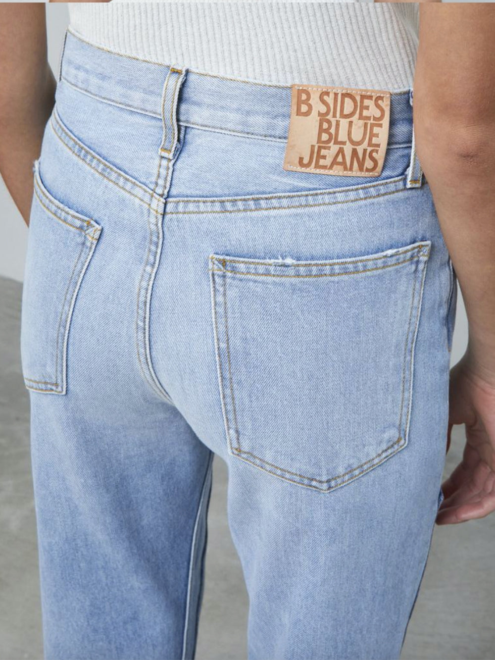 JEAN ARTS MID RISE PATCHWORK