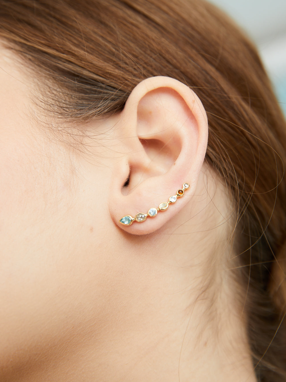 YELLOW GOLD RIGHT EARRING