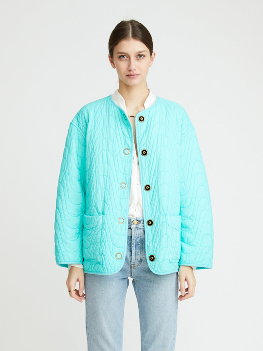 QUILTED AND REVERSIBLE BOMBER