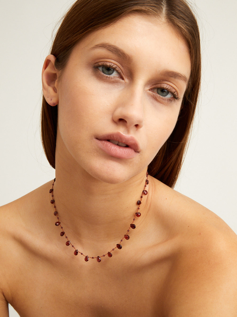 ELSTON GARNET NECKLACE