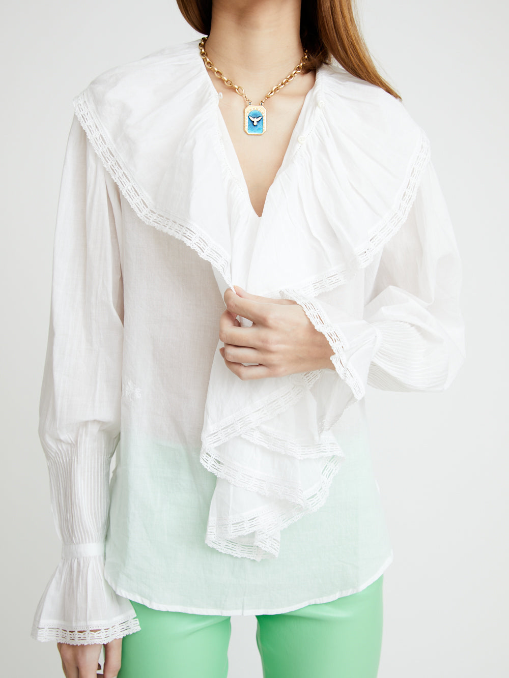 POPPI BLOUSE WITH BUTTONED FRILL