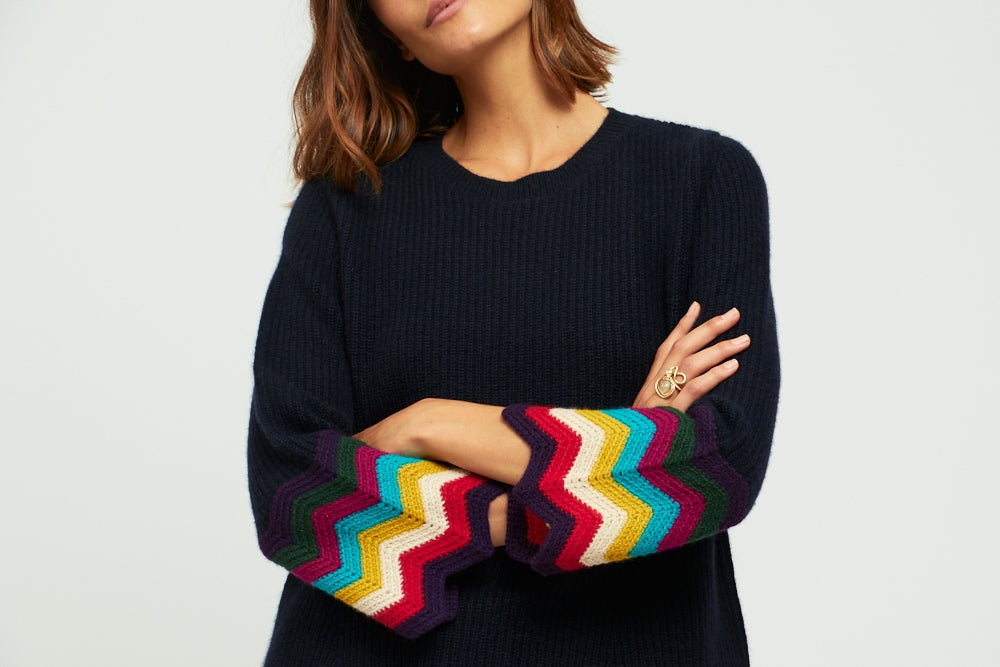 PULL FLARE CROCHET NERO NAVY