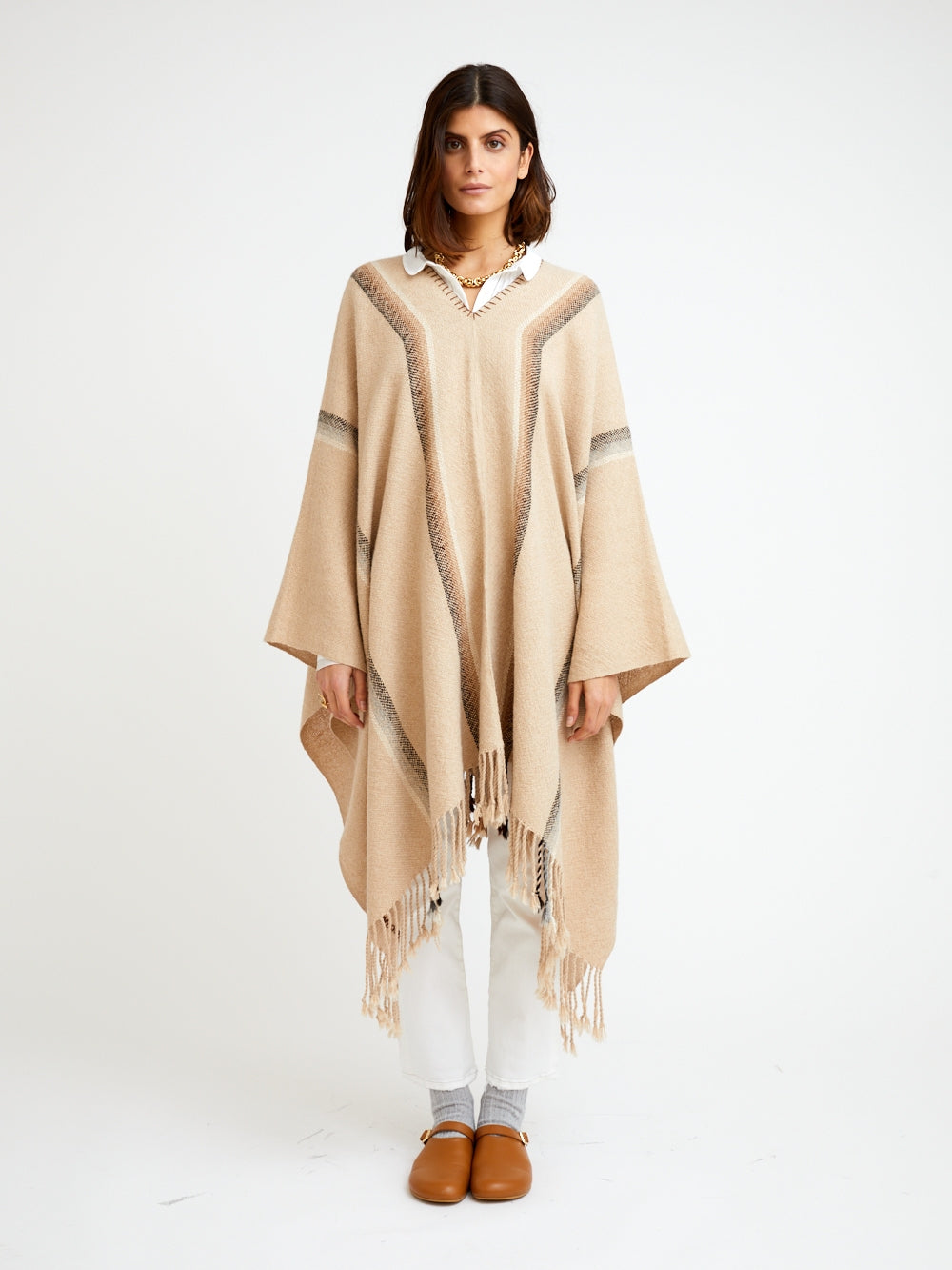 BEIGE LONG ALPACA PONCHO